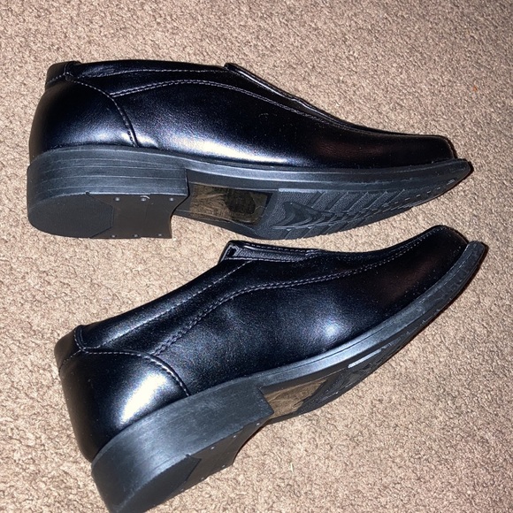 Boys dress shoes - Picture 3 of 4